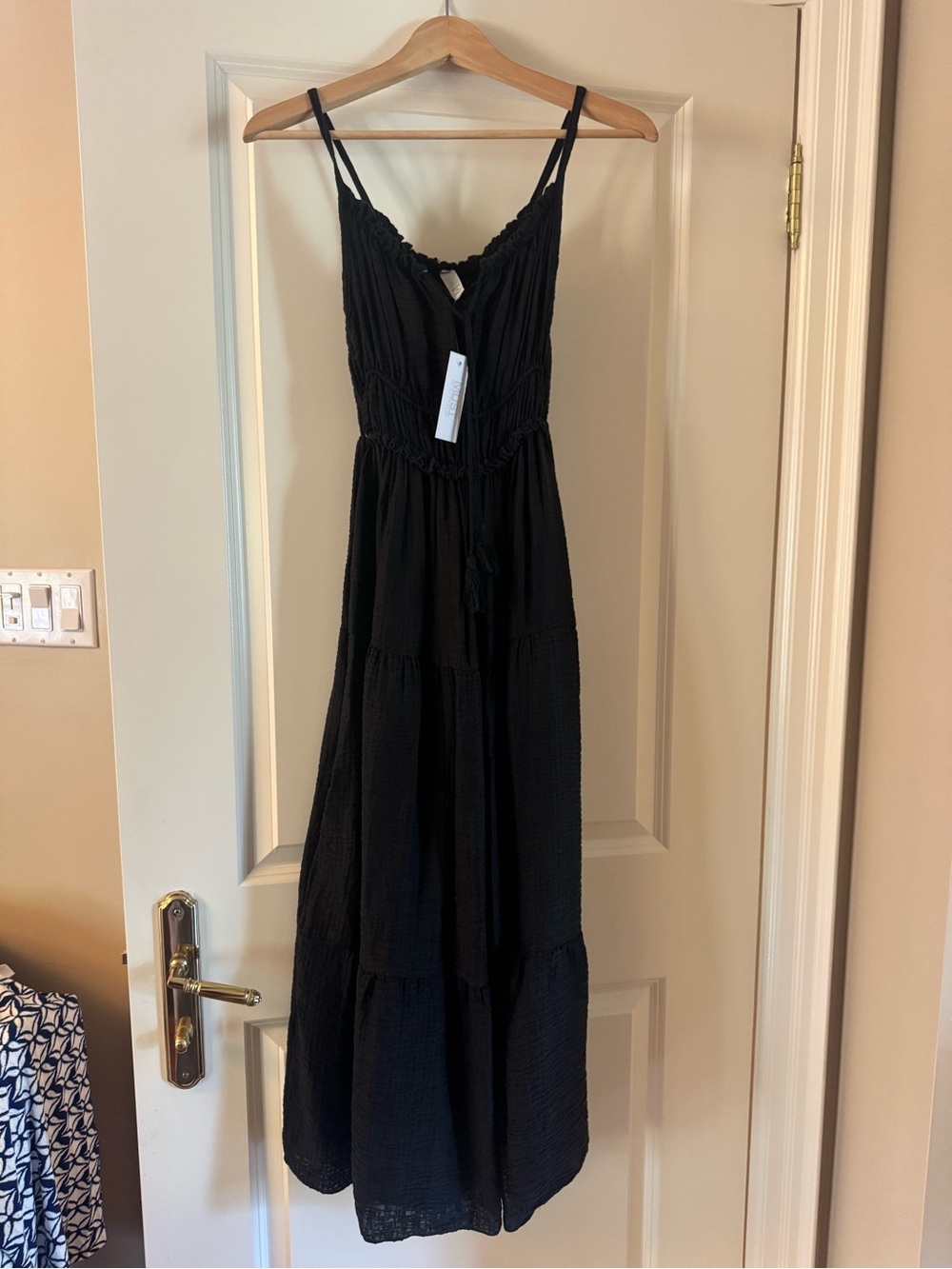 Flowing Black Maxi Dress with Adjustable Straps